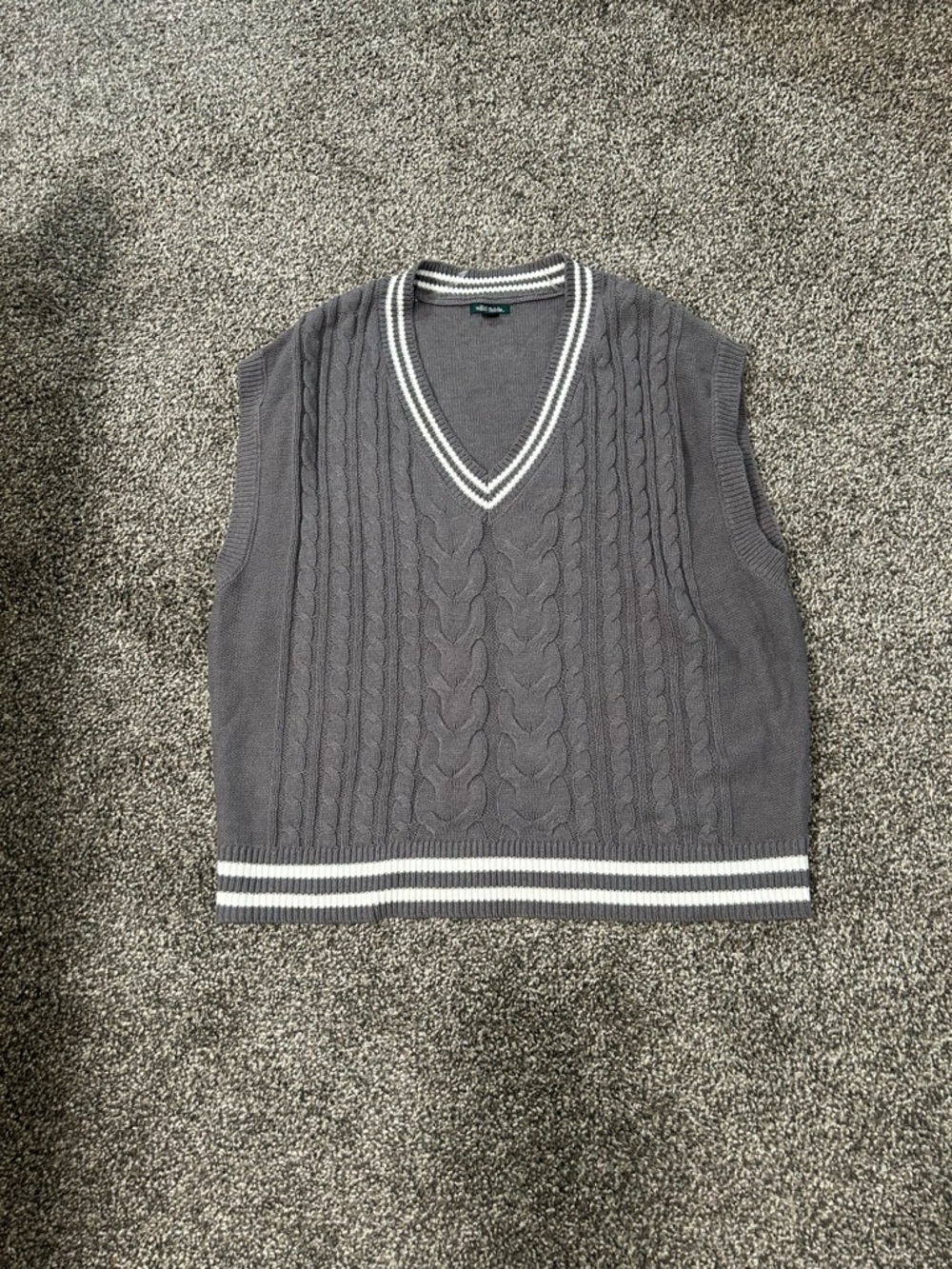 Wild Fable Gray Cable Knit V-Neck Sweater Vest with White Stripe Trim